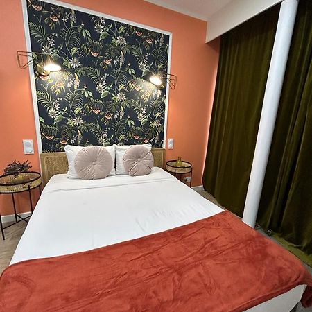 Stylish Modern Studio Apartment Paris Exterior photo